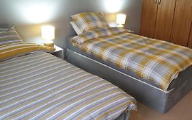 Queens Guest Rooms