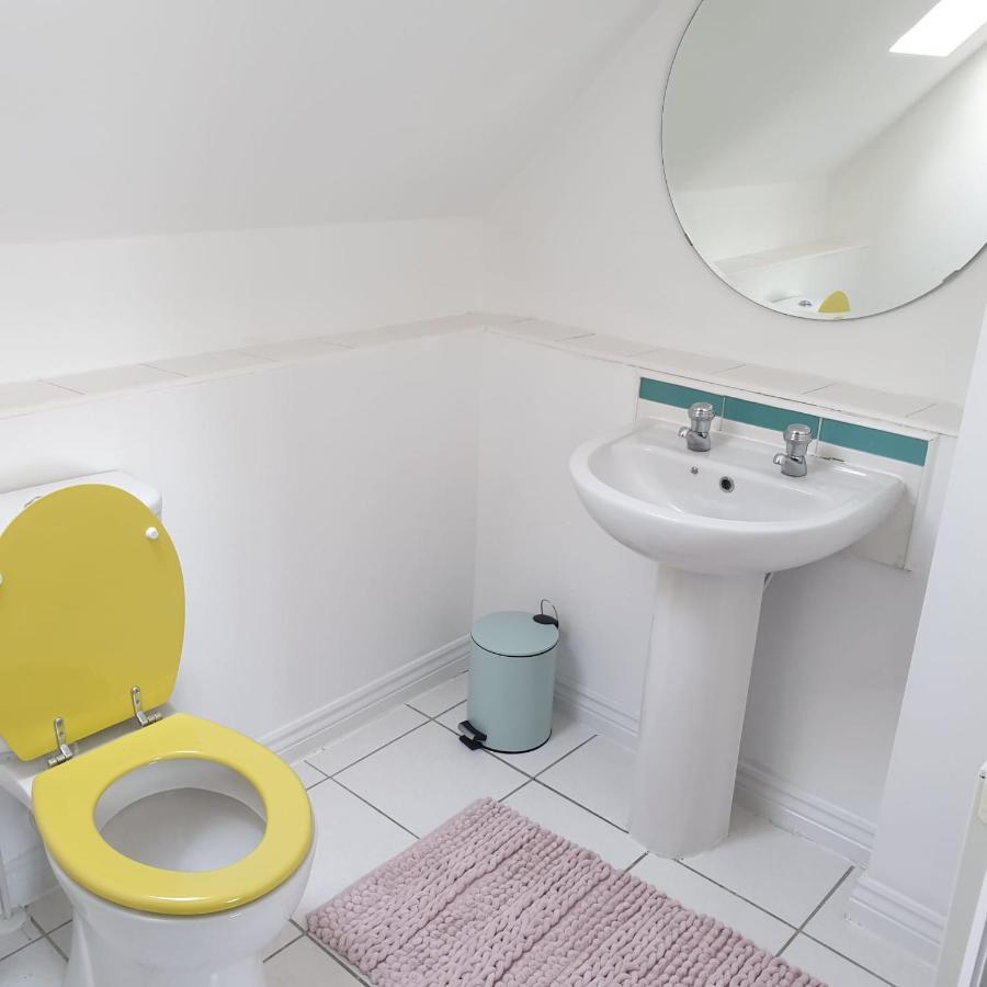 Queens Rooms, A Perfect Stay, Next To Shopping Parks And Central Manchester Extérieur photo